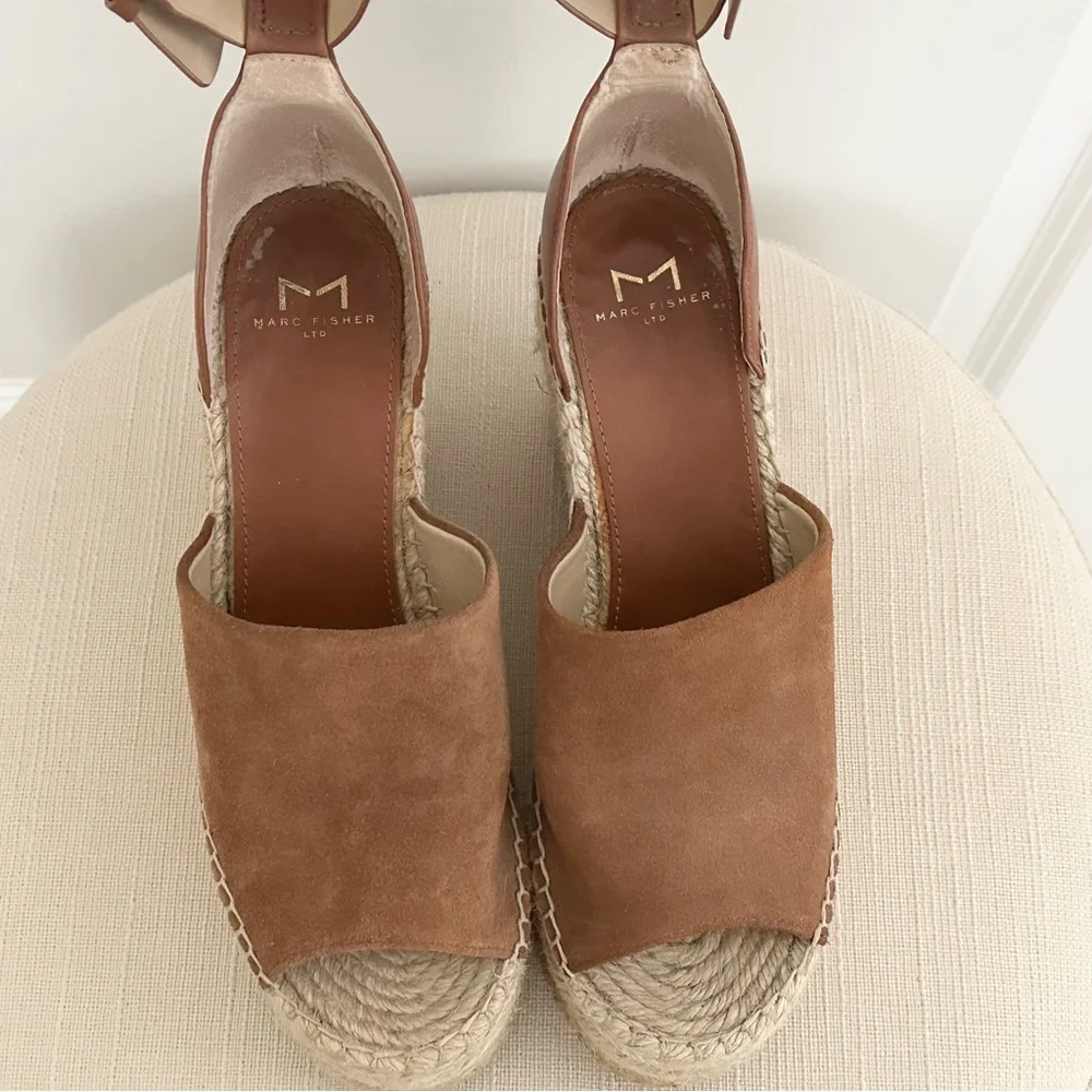 Espadrille Platform Wedge Sandals in Brown A59
